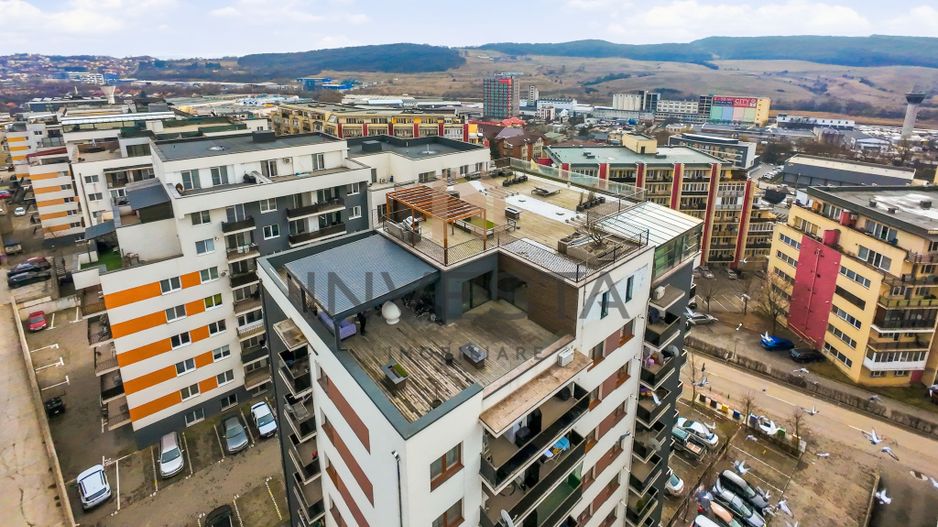Penthouse exclusivist cu acces din lift, terasa 340 mp, 245 mp utili - Poză 24