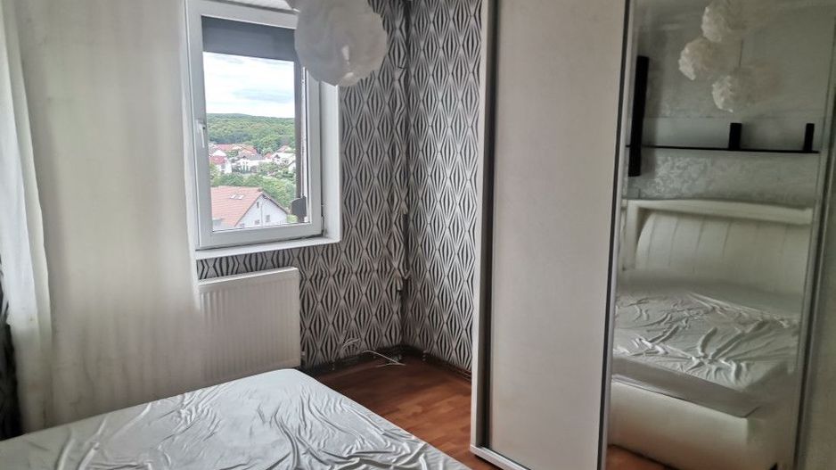 Vanzare apartament 3 camere, decomandat, Trivale - Poză 4