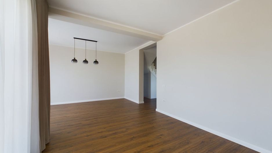 Duplex 1/2 în Moşniţa Nouă - Poză 7