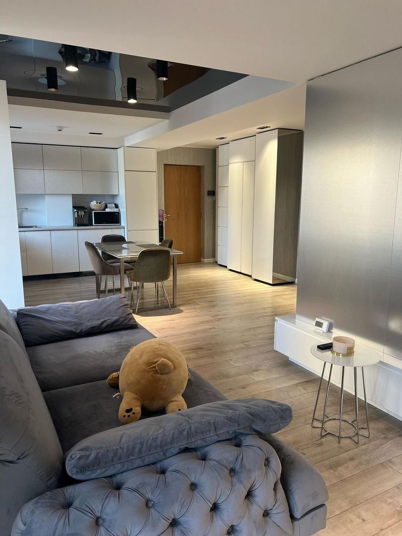 Apartament OTOPENI Central 3 camere LUX, parcare SUBTERANA - Poză 10