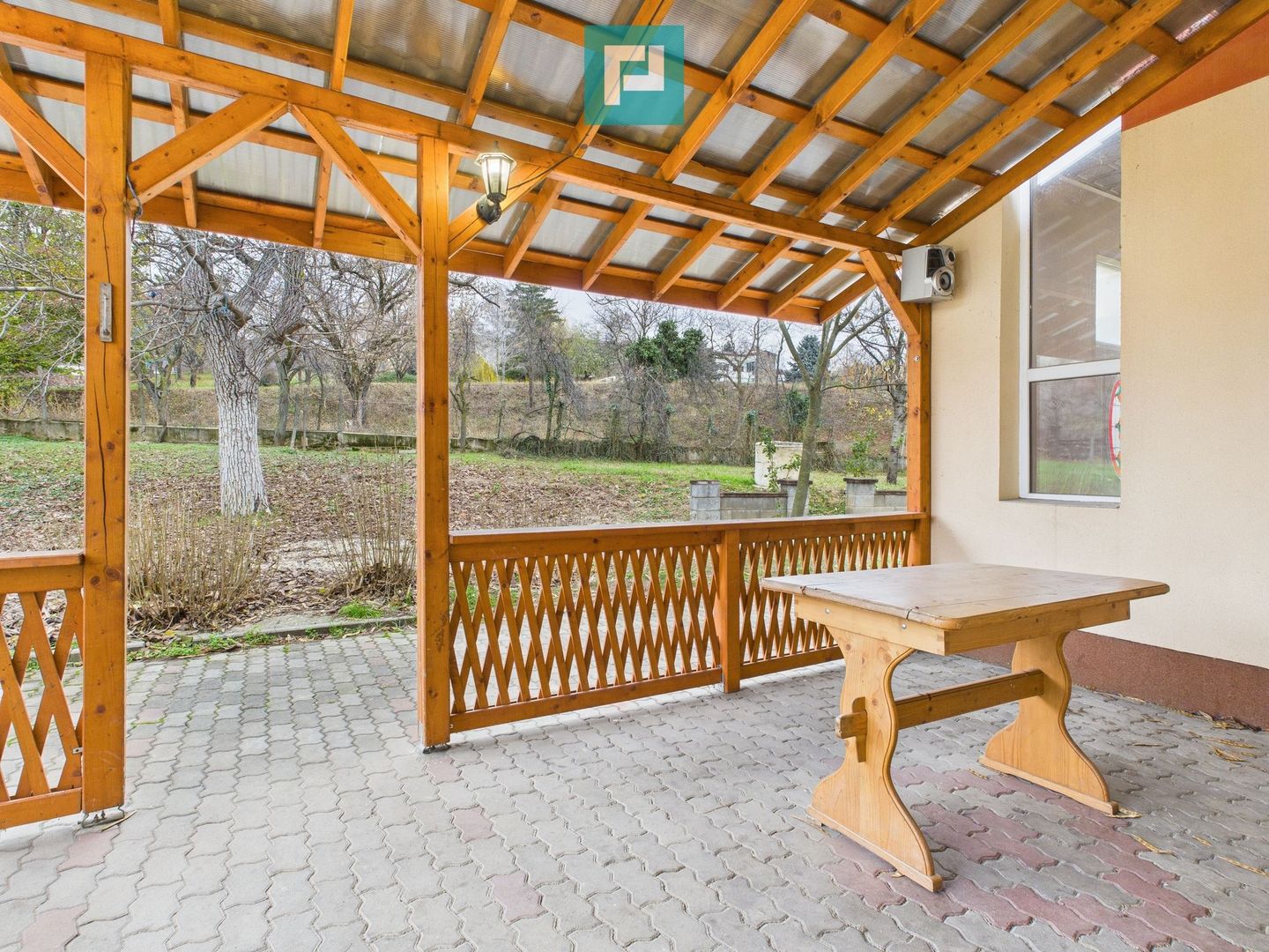 CONAC IMPRESIONANT ÎN GHIOROC - Poză 29