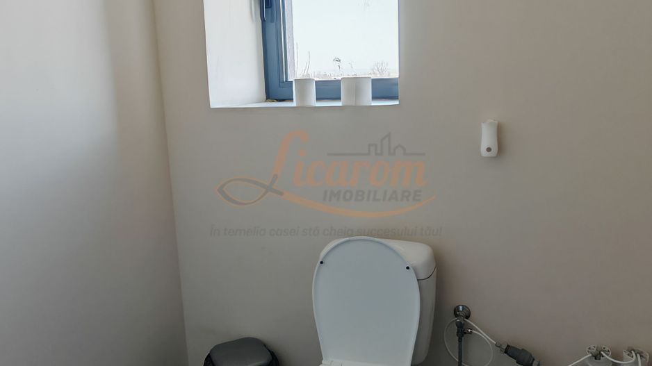 190 mp,Spatiu de Birouri/ Call Center/IT, Fitness,1980 euro/luna - Poză 10