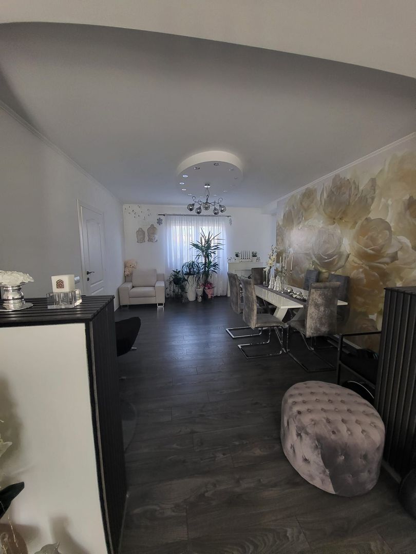 CASA DE VANZARE IN SEBES, IN VALEA FRUMOASEI - Poză 3