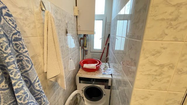 Apartament spatios  in cladire istorica - Poză 11