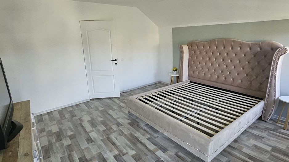 De inchiriat, vila noua - Bariera  Traian - Lacul Brates - Poză 17