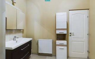 Apartament cu 3 camere Ultracentral - Poză 4