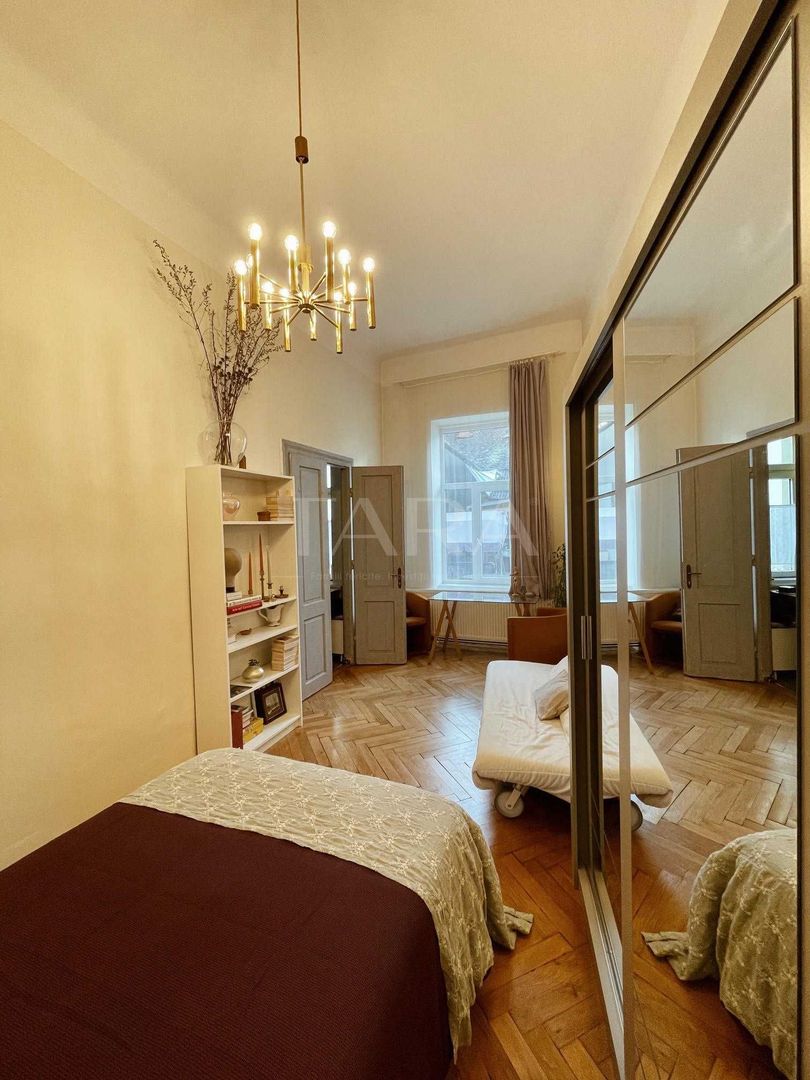 Apartament cu 1 cameră, in casă, Piața Mihai Viteazu, ultracentral. - Poză 3