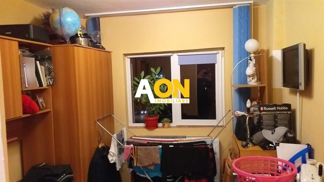 Apartament 4 camere  zona Piata Cetate  multiple imbunatatiri - Poză 8