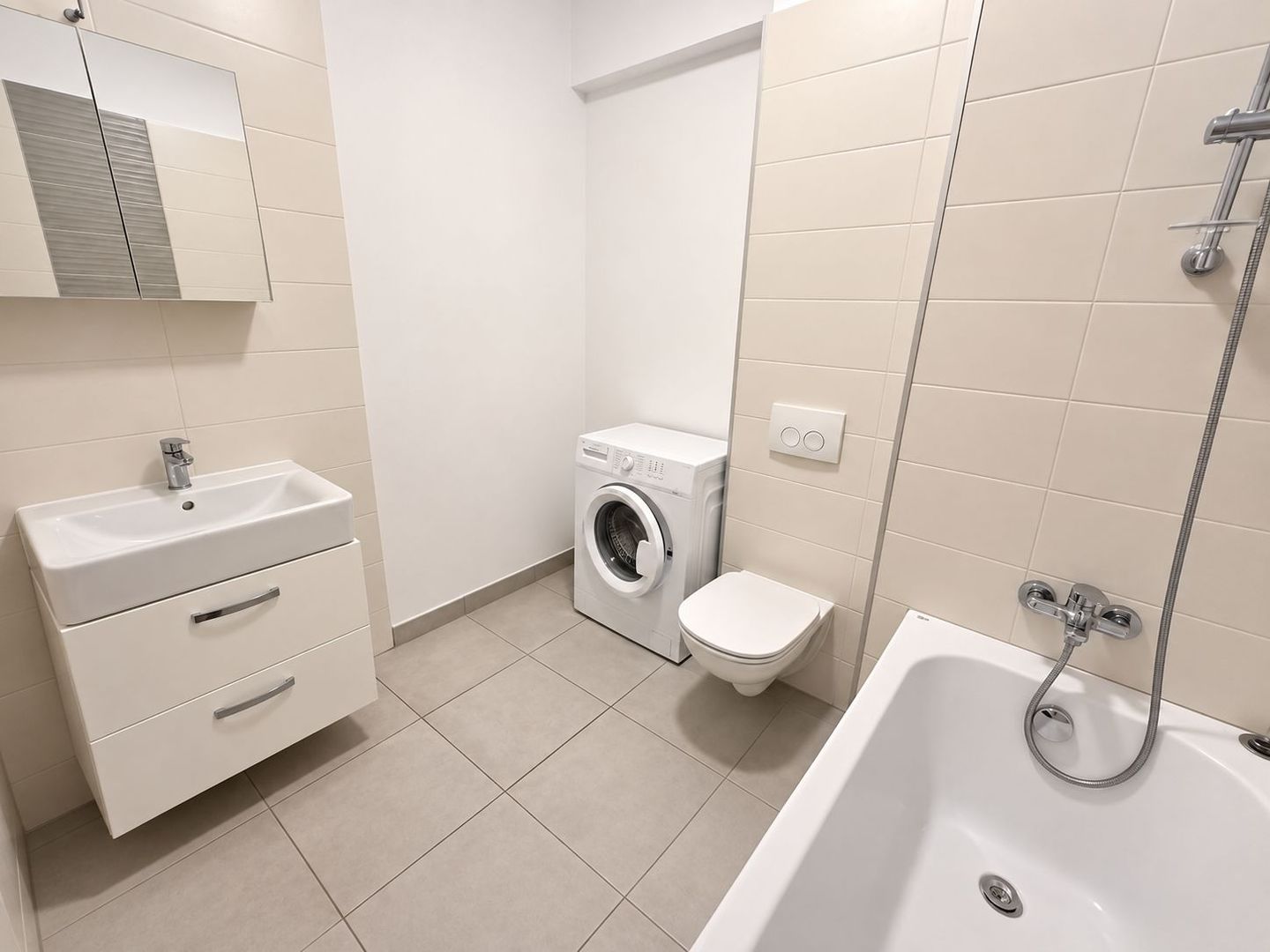 2 Camere Mid Level Parcare Inclusa Metrou Lujerului GranVia Residence - Poză 2