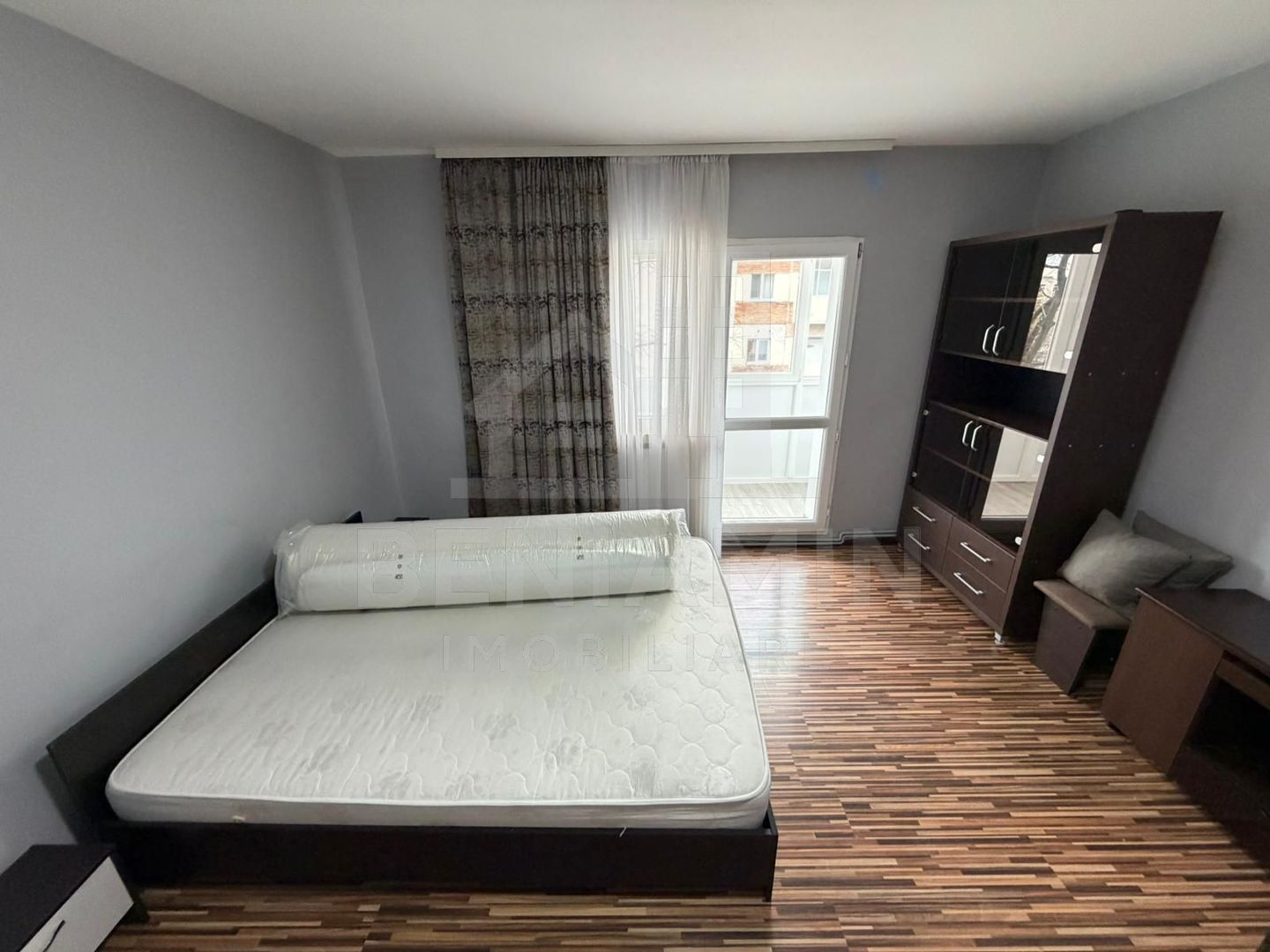 2camere deco-Sara-Medicina-Spital nr1-centrala-apa separat-et 3-liber - Poză 1