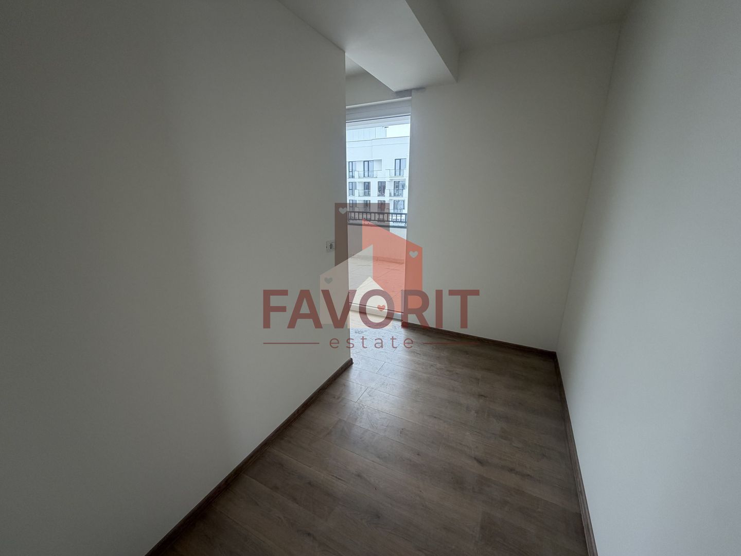 Zona Aradului. Terasa 42 mp. Loc de parcare. Comision 0%. - Poză 12