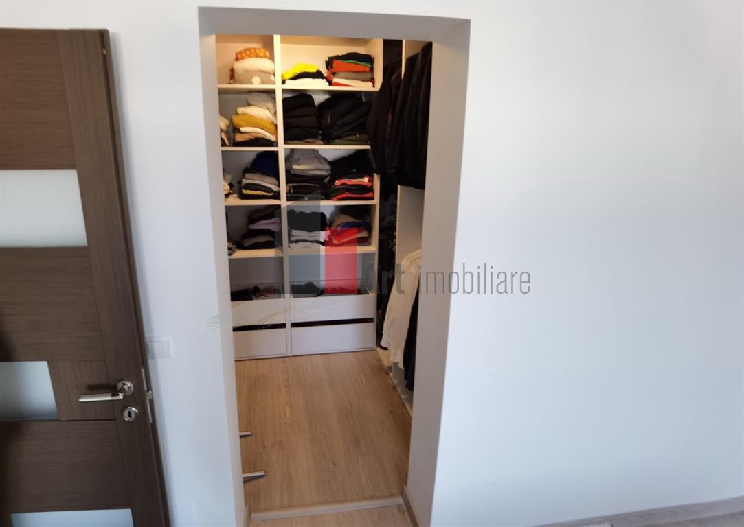 VIla 11 Camere Cernica - Poză 22