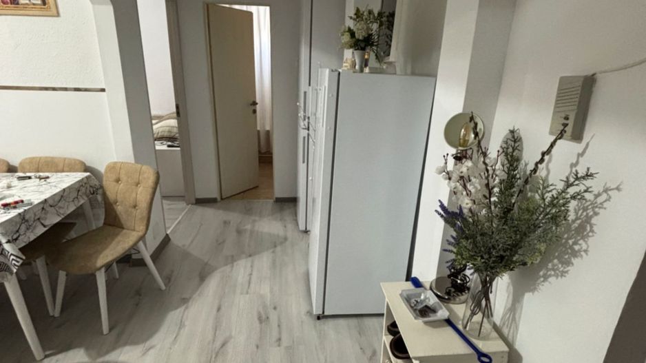 Apartament cu 2 camere de vanzare in Aiud - Poză 1