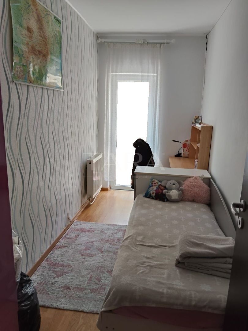 Vanzare apartament decomandat n zona centrala Apahida - Poză 4