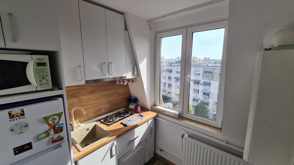 Apartament 4 camere, 85 mp utili, renovat în 2025 – Sarari, Craiova - Poză 1