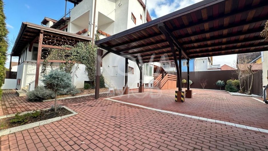 Casa individuala  - vedere spre padure - Parcul Sub Arini - Poză 3