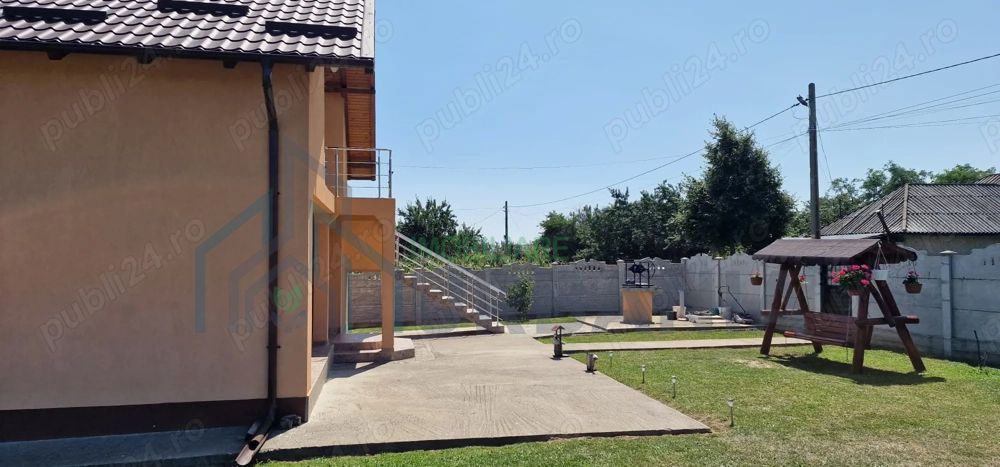 Casă cu mansardă - Poză 7