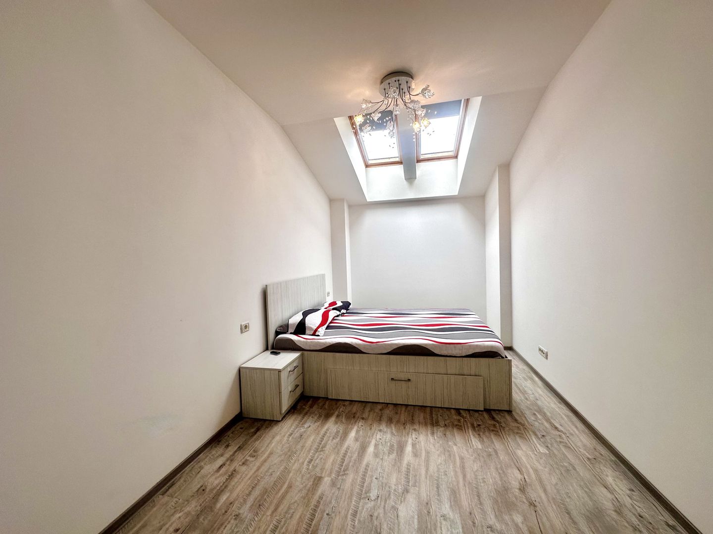 Apartament 2 camere, modern si vibrant, cu parcare, Torontalului - Vox - Poză 8