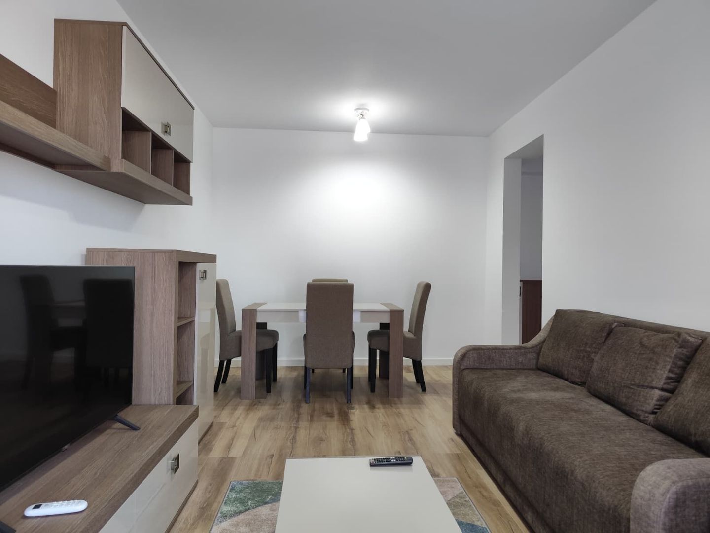Apartament cu 2 camere de inchiriat, in Prima Arena, Iosia Sud, Oradea - Poză 2