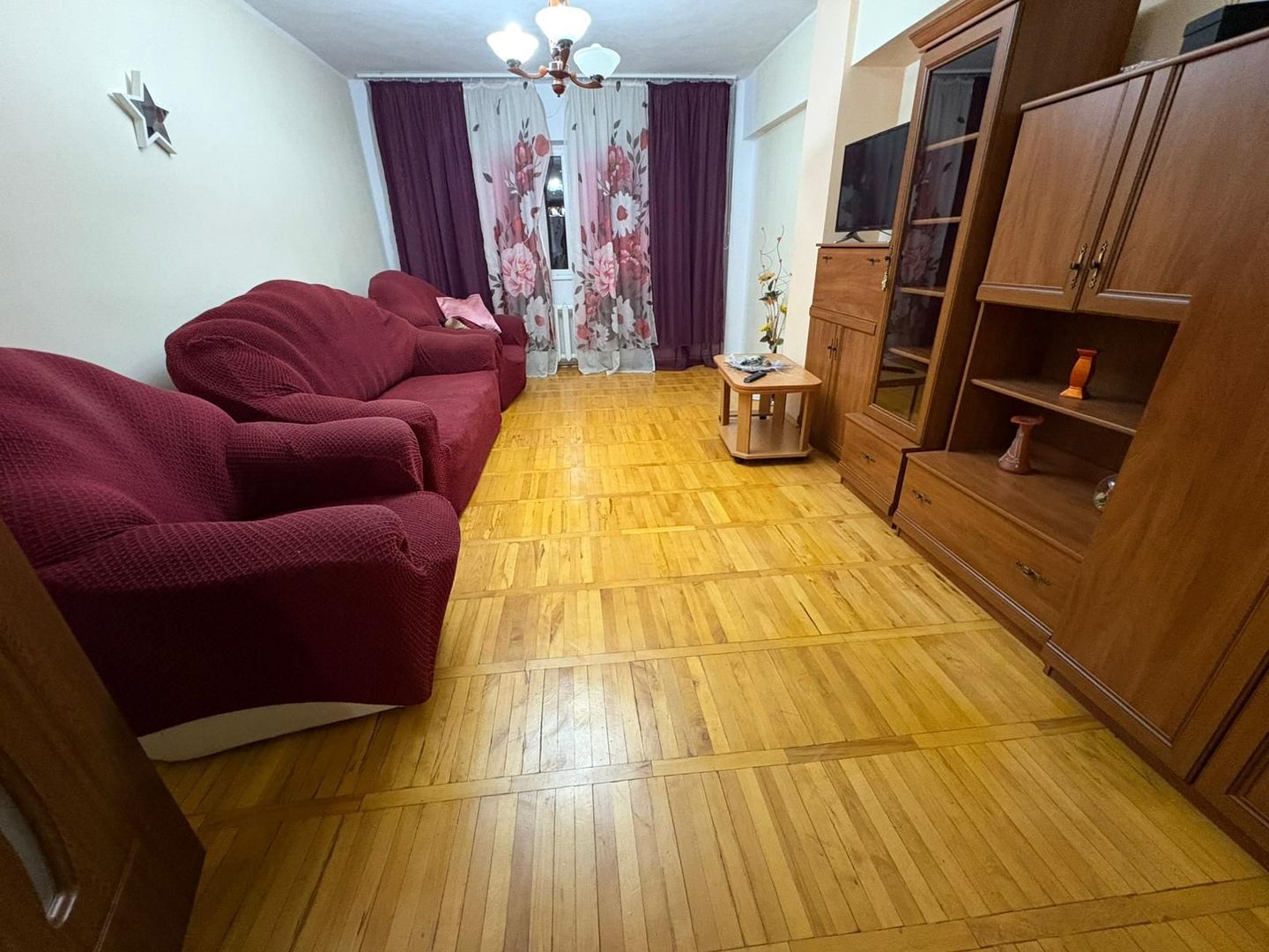 Apartament 3 camere decomandat 74 M² utili zona Lenin Nicolae Iorga - Poză 5