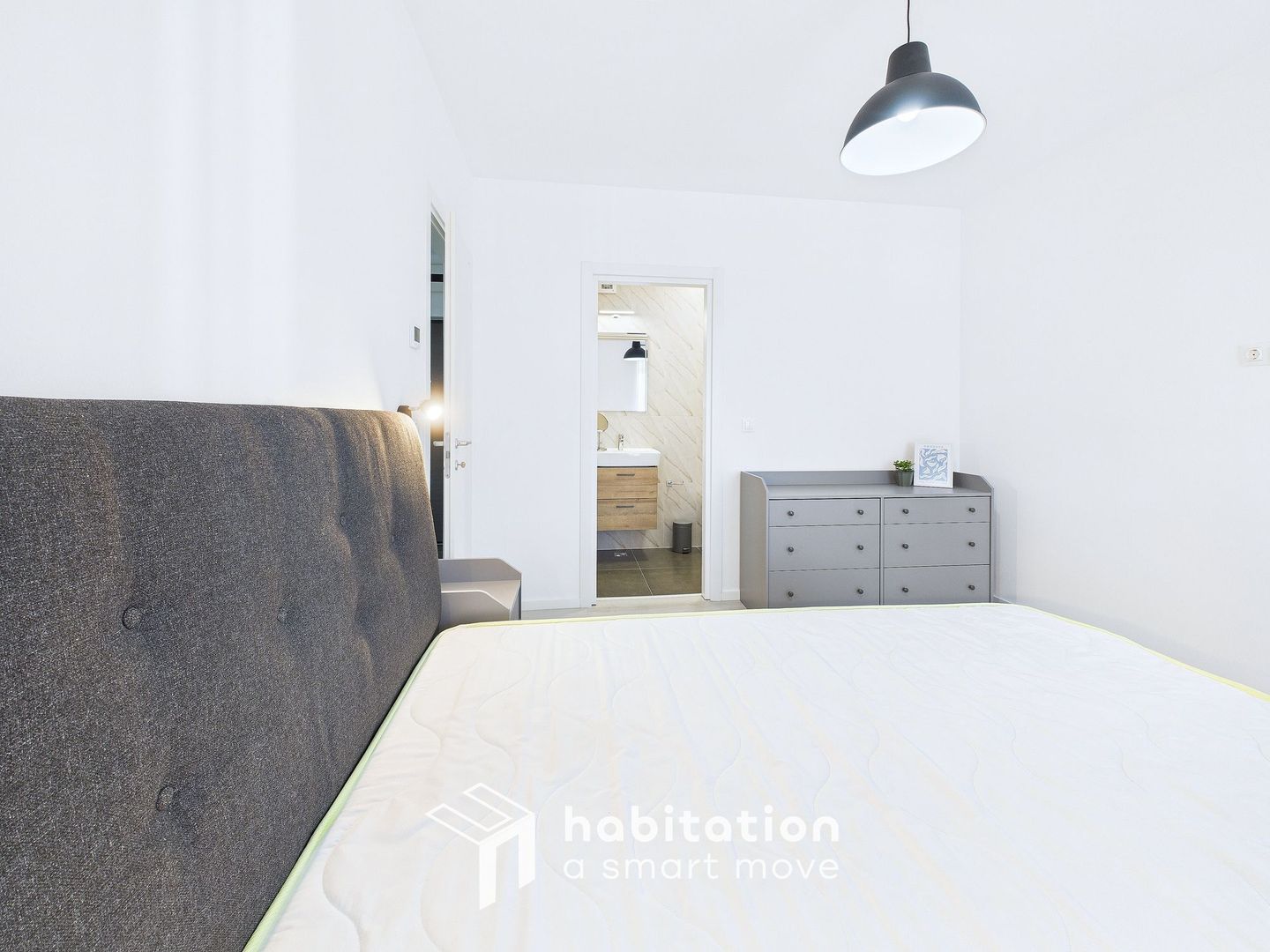 Apartament elegant si vibrant, vedere panoramicǎ ,zona Lipovei- Padure - Poză 16