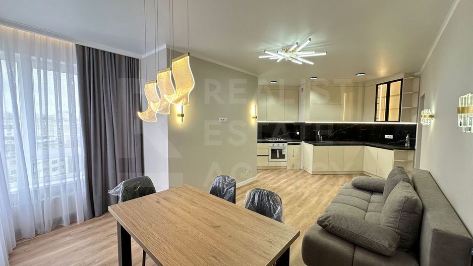 Vânzare, apartament, 2 camere + living, strada Ginta Latină, Ciocana - Poză 1