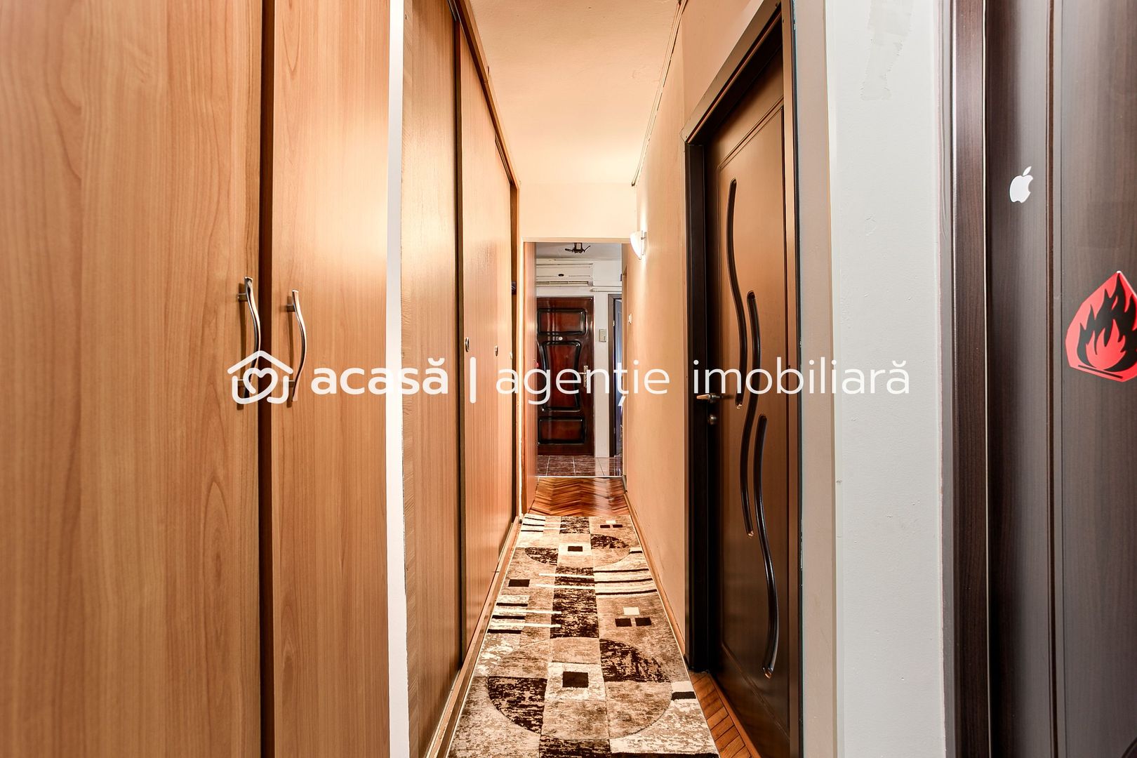 Apartament cu 3 camere zona Miorița etaj 4 - Poză 7