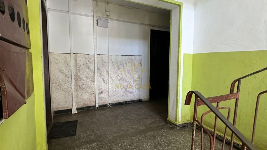 De vanzare Apartament 2 camere / Etaj 2 Baia Mare - Poză 8