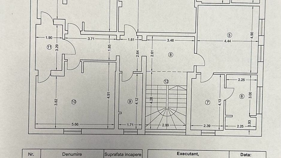 Vilă Individuala spațioasă | Locație premium - Poză 14