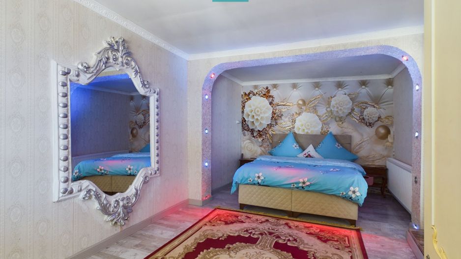 Casă stil conac pe drumul Cetății - Șiria - Poză 23