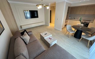 Apartment deosebit cu curte proprie si loc de parcare - Poză 1