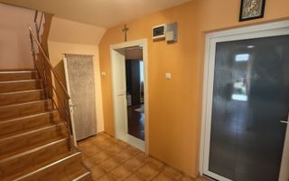 Casă cu teren generos Ghiroda vatra veche - Poză 6