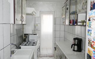 Apartament decomandat in Sacele - Poză 6