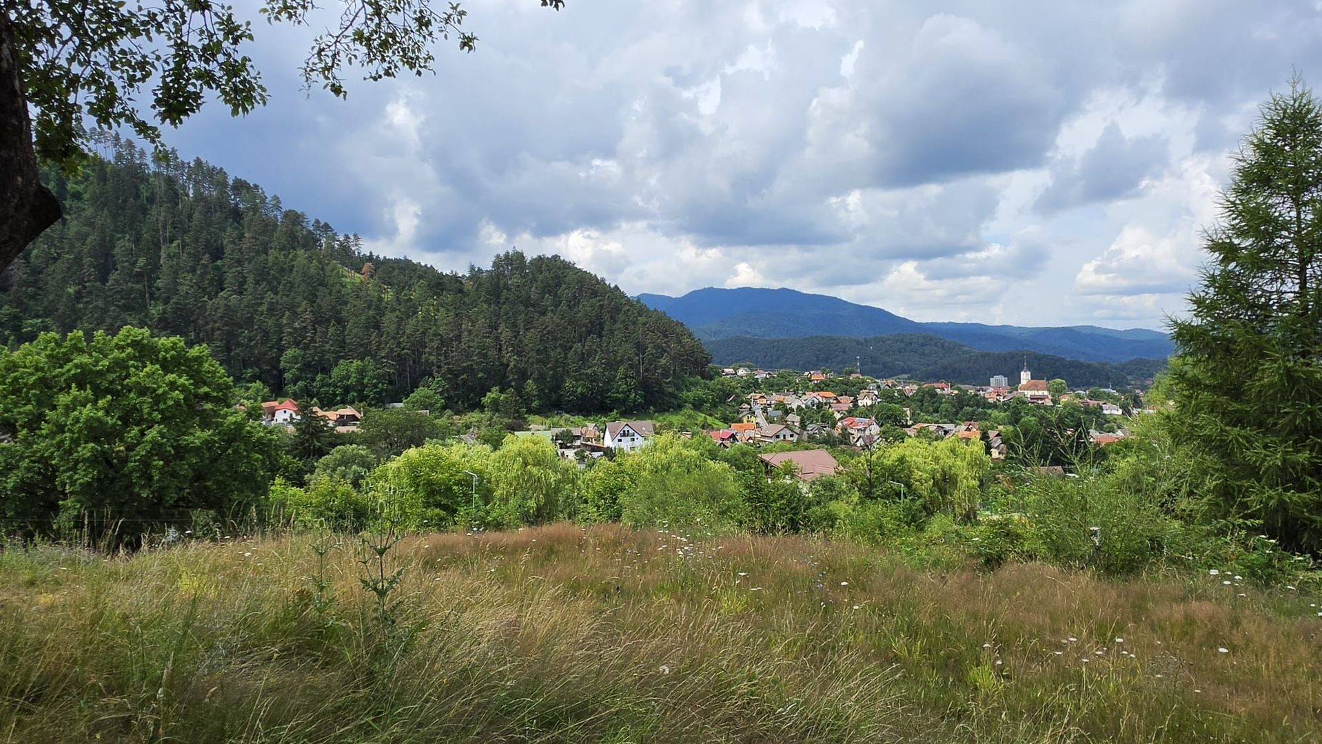 Teren intravilan cu vedere panoramica Sacele, Brasov - Poză 1