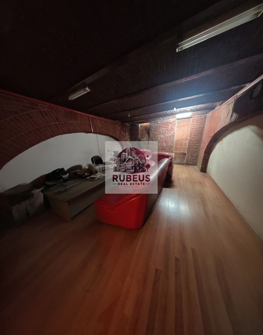 O Locație cu Istorie și Eleganță – În Centru, Pentru Afaceri Distincte - Poză 10