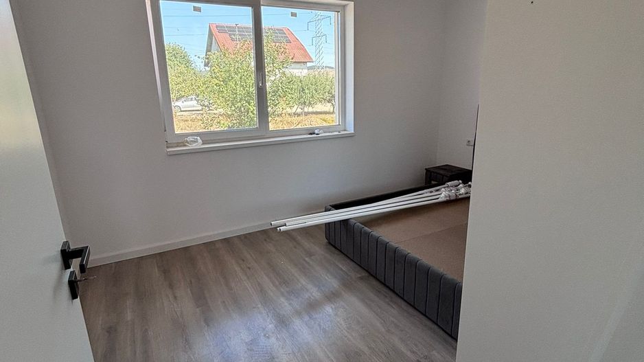 Casă modernă de închiriat 🏡 - Poză 3