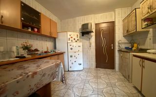 Apartament 2 camere Crangasi - Poză 4