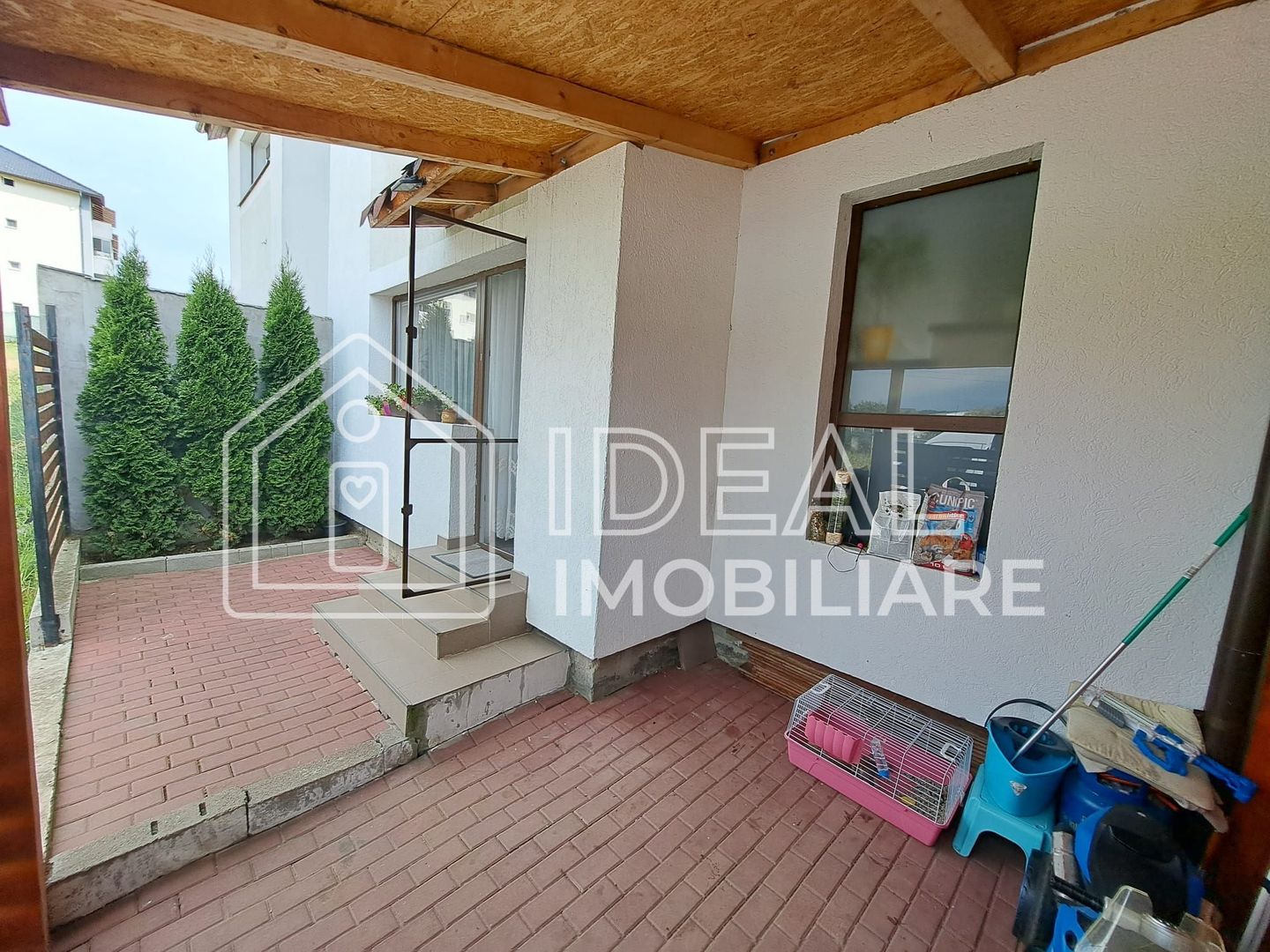 Casa cu 4 camere Mobilata-Utilata, in Cartierul Arhitectilor - Poză 17