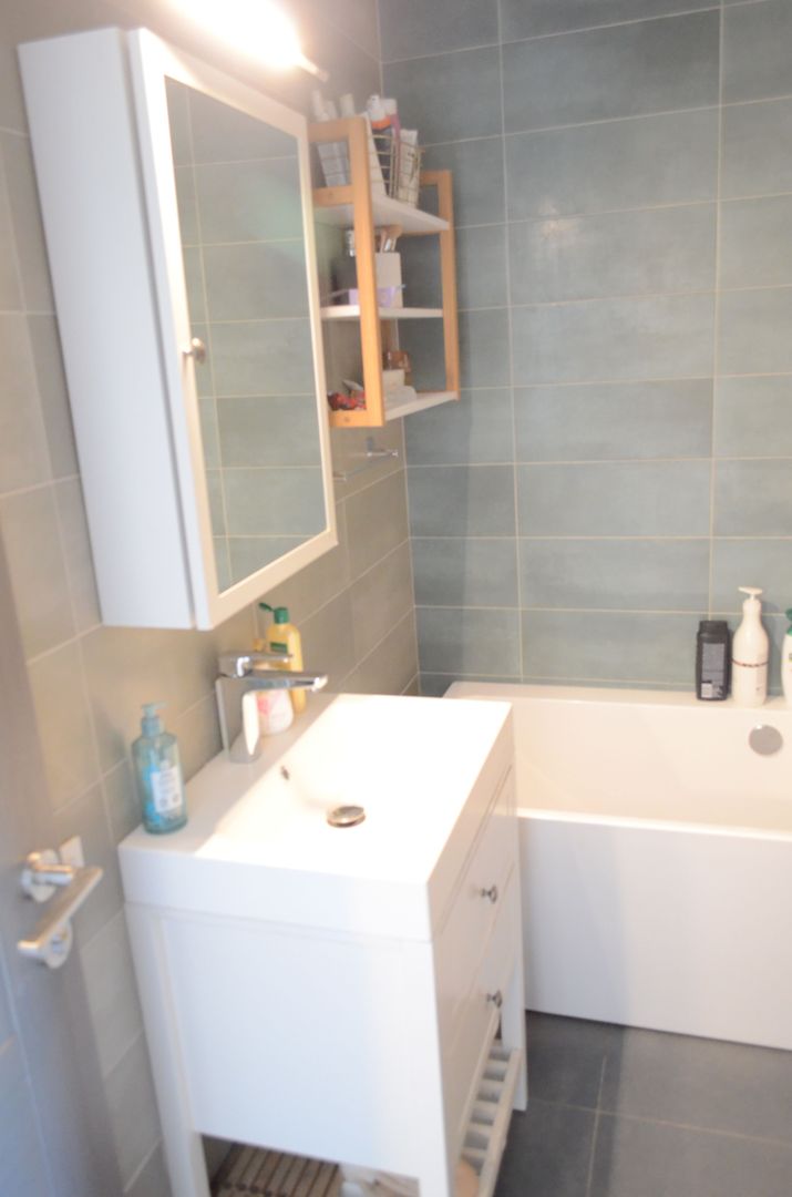 Apartament cu 3 camere, 2 bai, 2 terase, 2 garaje, in cartier Europa - Poză 9