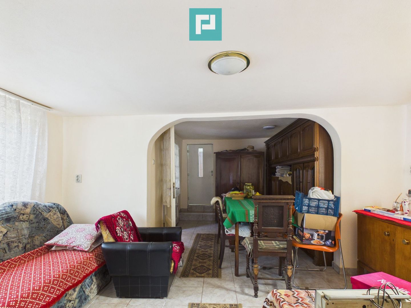 Casă cu 3 camere și teren generos în Drauț - Poză 3