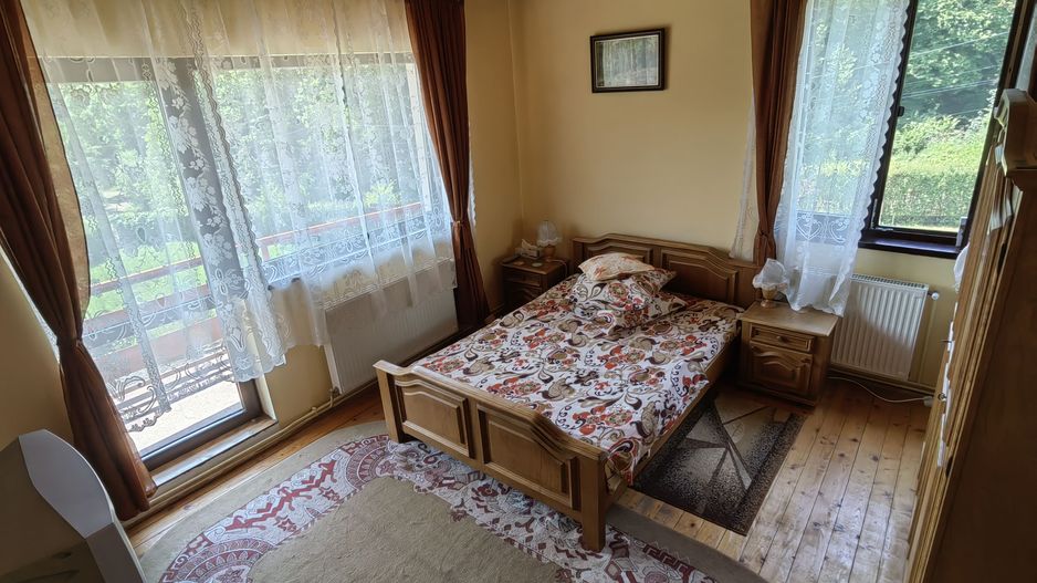 Casa/Vilă  aproape de pădure Vâlcele + 1235 m² teren 160.000 EURO - Poză 8