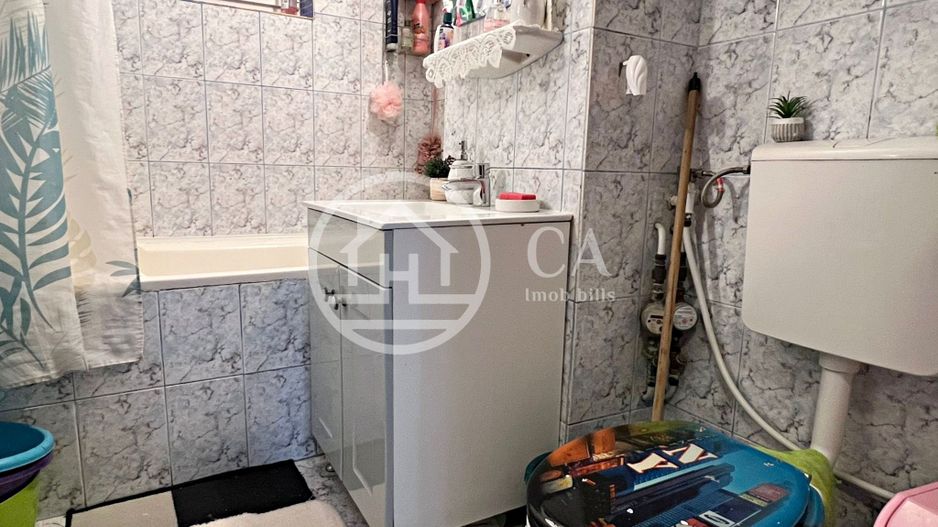 Apartament de vanzare cu 4 camere in zona Nufarul, Oradea - Poză 8