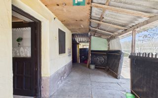 Casă cu 3 camere lângă frontiera Turnu - Poză 12