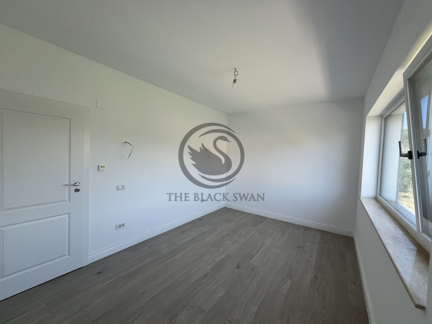 Casa de vanzare cu 4 camere | Premium | Nou | Moreni, Dambovita - Poză 24