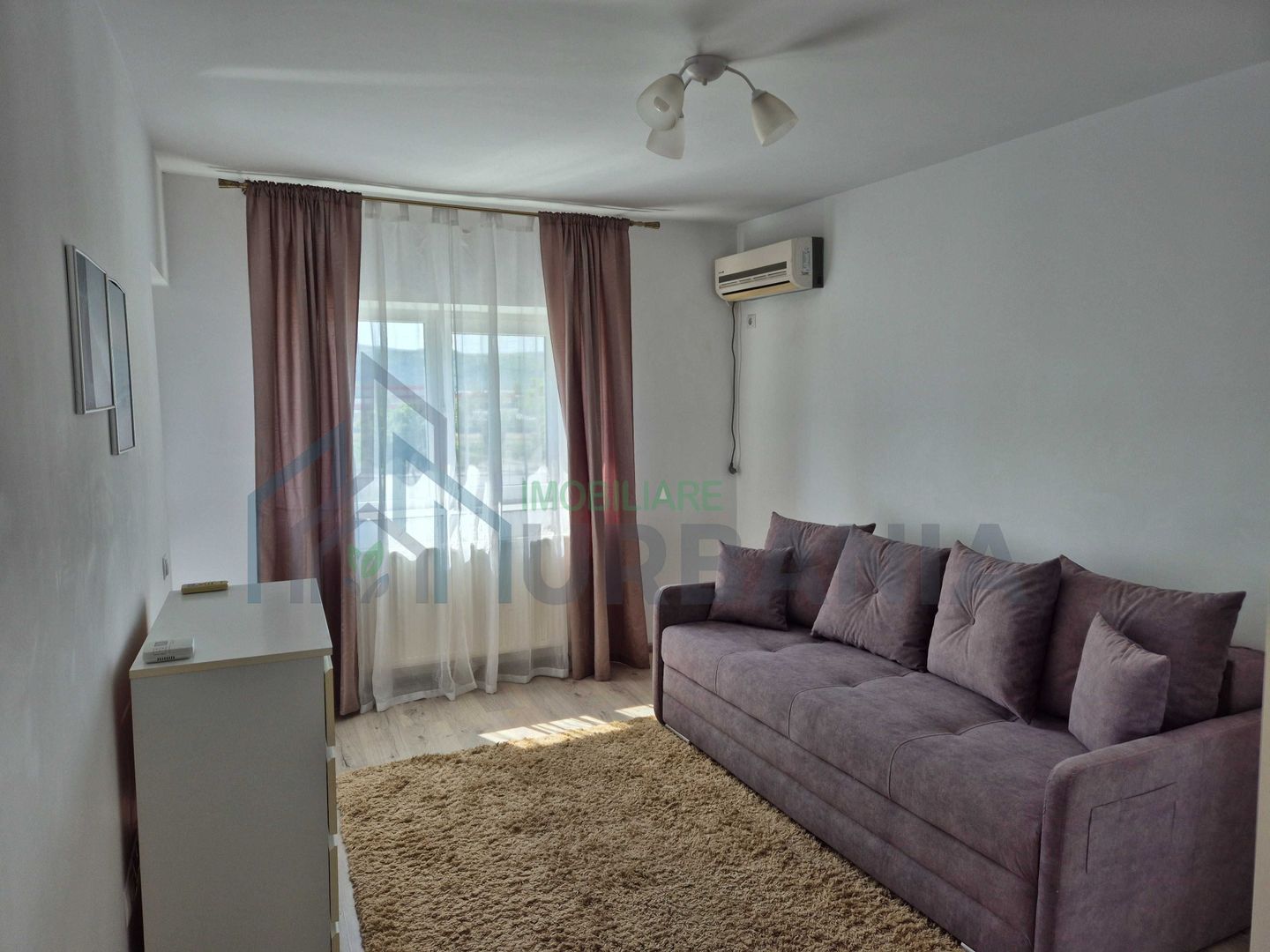 Inchiriez apartament 1 camera decomandat Tatarasi - Aurel Vlaicu - Poză 1