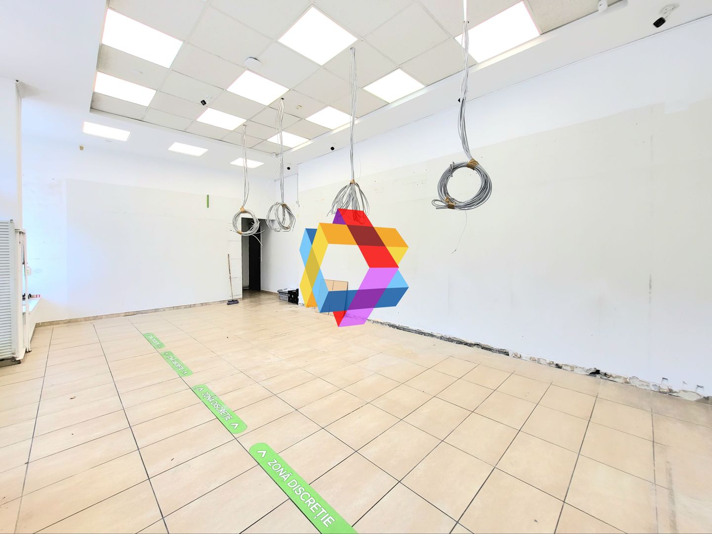 Spatiu comercial cu super vad- 250 mp - Poză 1