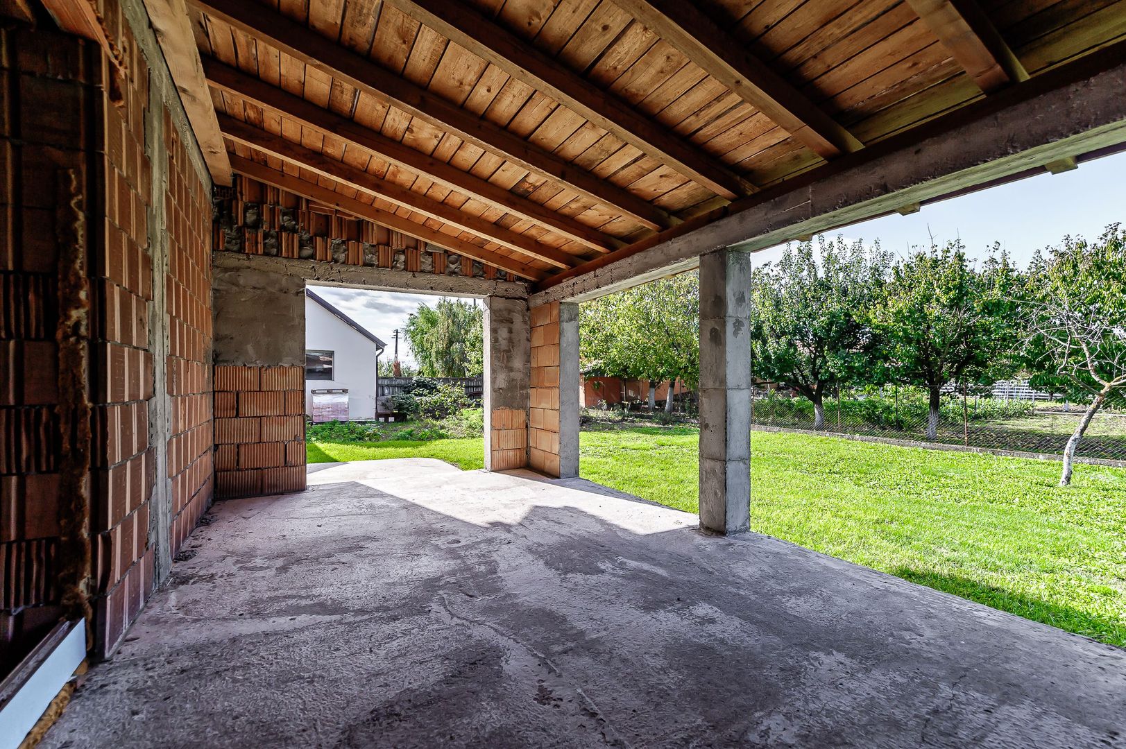 Casa noua 5 camere, la rosu, în Sofronea comision 0 la cumpărare - Poză 7