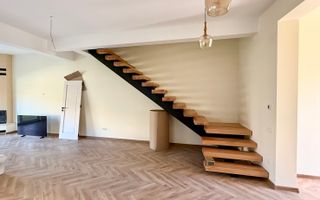 Duplex superb cu 4 camere si 3 bai | Dumbravita - Poză 1