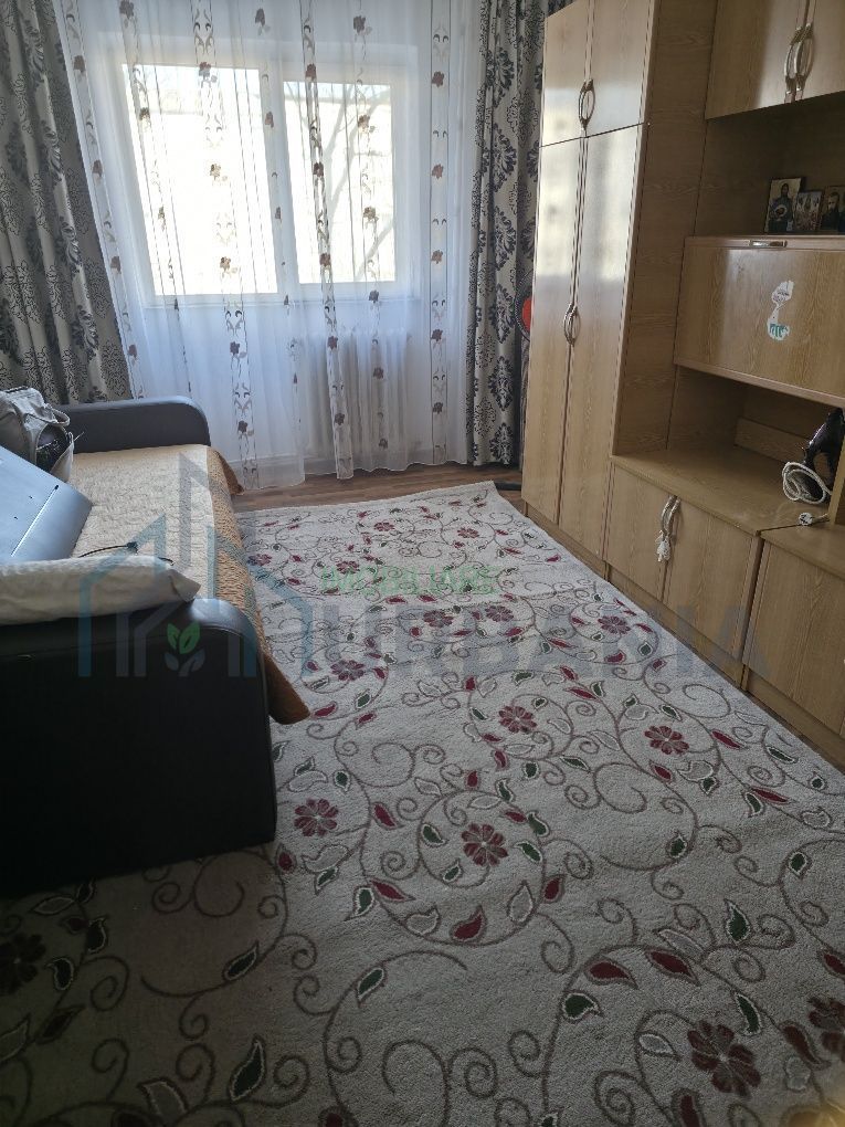 Închiriez apartament 2 camere decomandat - Poză 1