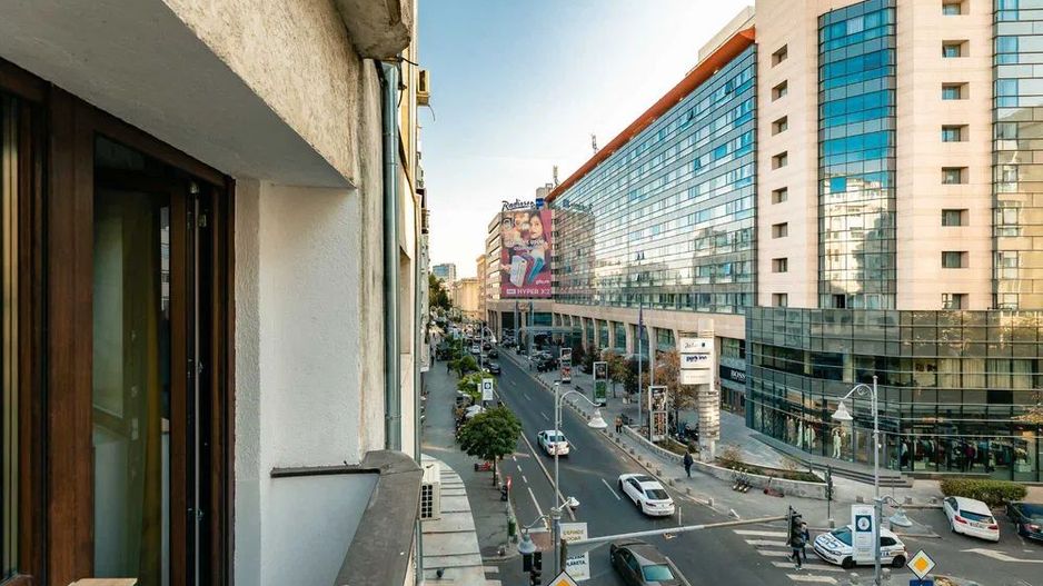 De vanzare Apartament 3 camere Calea Victoriei - Poză 8